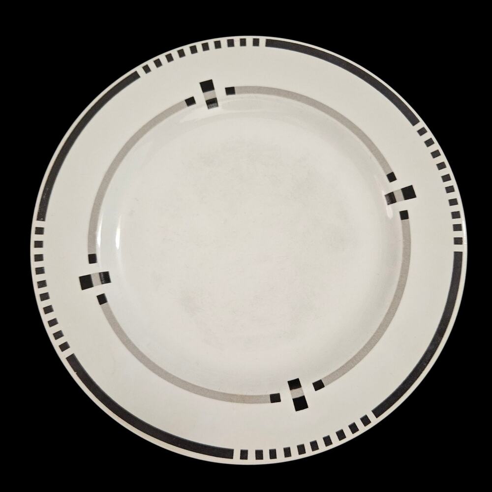 Vitromaster Top Hat Discontinued Salad Plates Set of 4 White Stoneware 8"